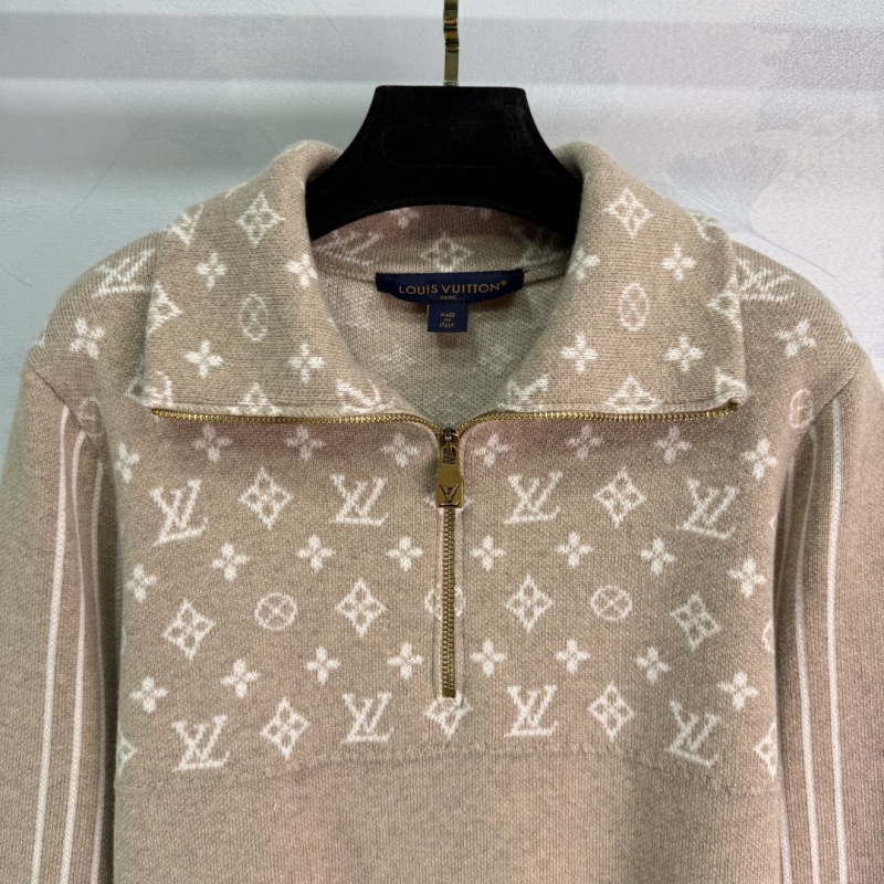 l0vis Vvtt0n sweaters